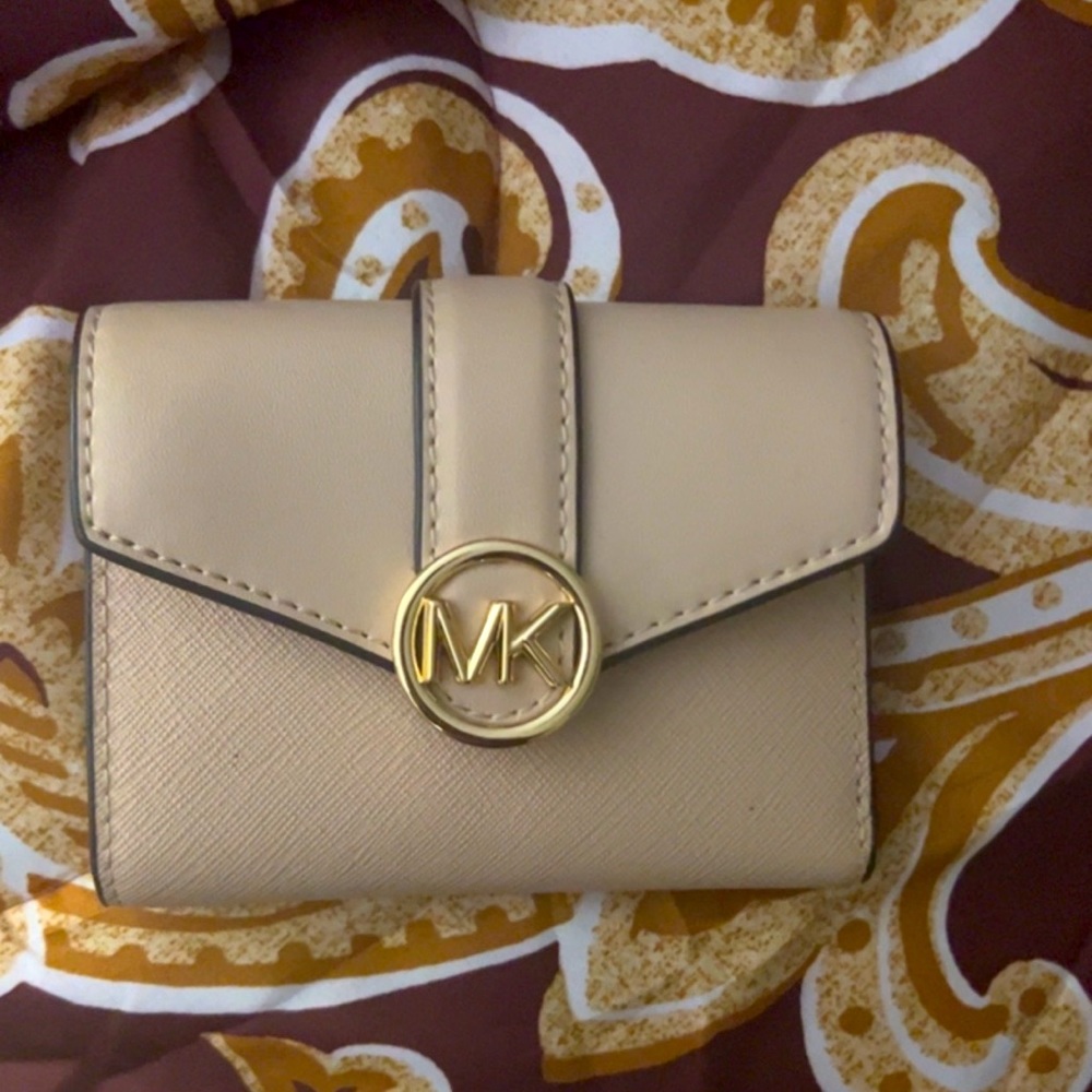 Michael Kors wallet